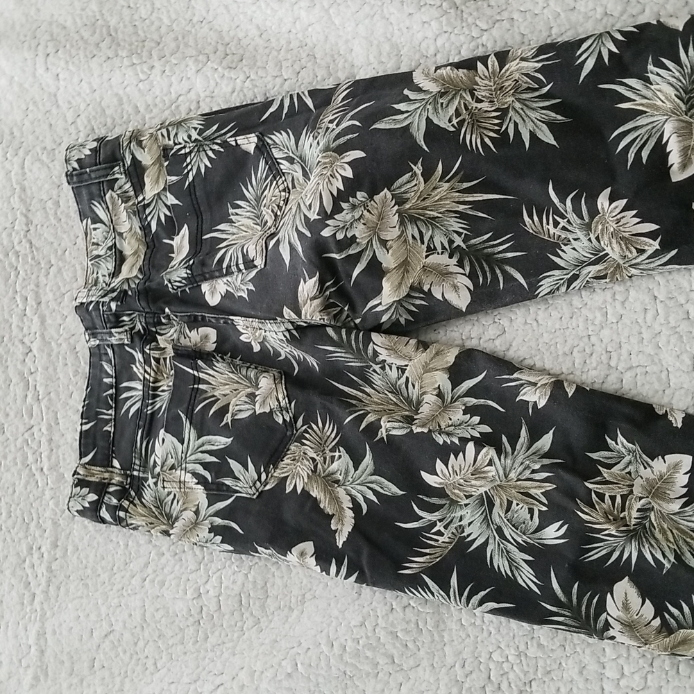 Cotton On Women's Floral Skinny Jeans - Picture 14 of 14
